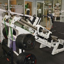 #76 leg press